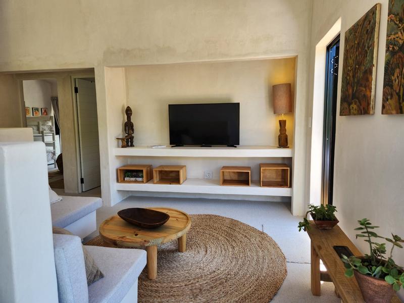 To Let 4 Bedroom Property for Rent in Keurboomstrand Western Cape